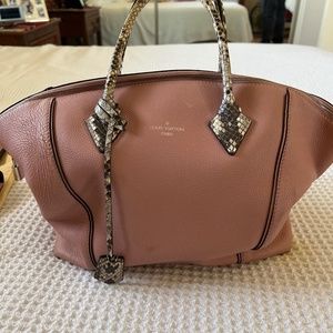 COPY - Louis Vuitton handbag & Accessories